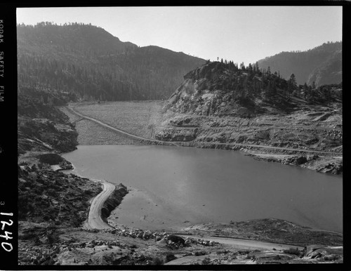 Big Creek - Mammoth Pool - General view - Dam and Reservoir from East abutment