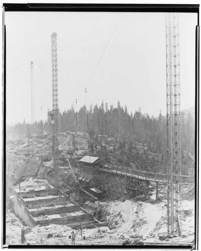 Big Creek, Shaver Lake Dam - Shaver Lake Dam - Pouring foundation