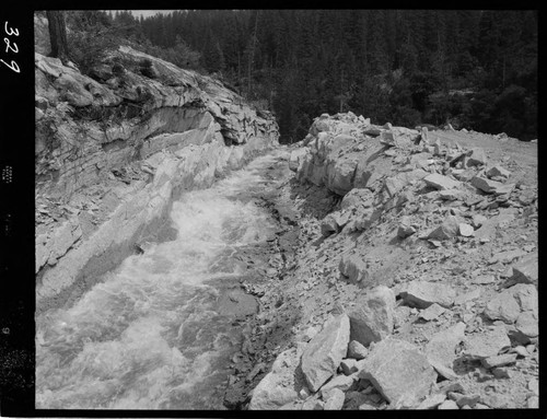 Big Creek - Mammoth Pool - Daulton Creek in diversion channel