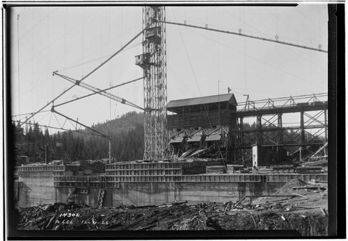 Big Creek, Shaver Lake Dam - Showing the boom plant on double compartment Lakewood Tower