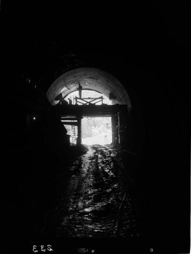 Big Creek - Mammoth Pool - Diversion tunnel inlet from inside