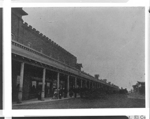 Buildings on main street in El Centro