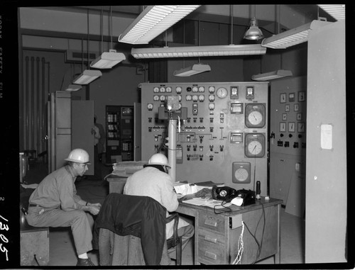 Big Creek - Mammoth Pool - Control room - Powerhouse