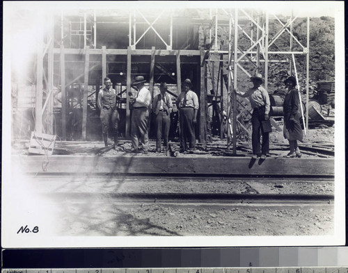 Hoover Dam Substation. Visitors at construction site