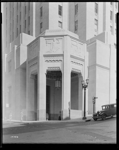 B1.20 - Edison Building, 5th & Grand