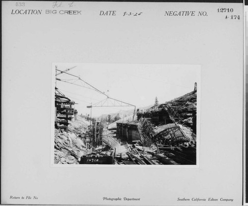 Big Creek, Florence Lake Dam - Construction of multiple-arch dam