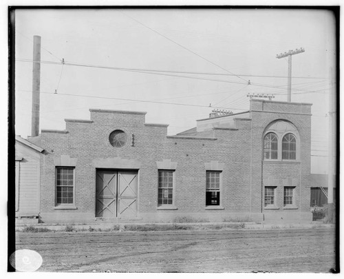 The front exterior of Los Angeles #1 Steam Plant