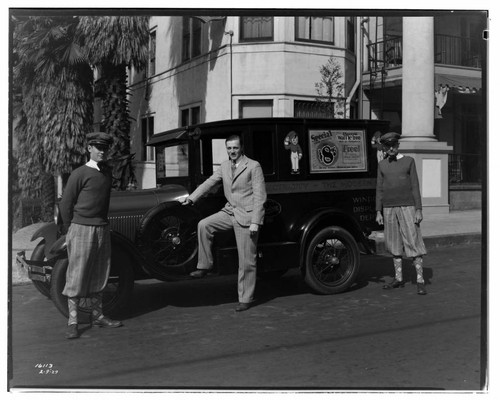 Window Display Department Truck #2611