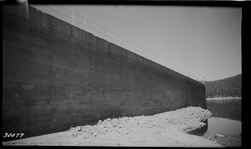 Big Creek, Huntington Lake Dams - Dam #1