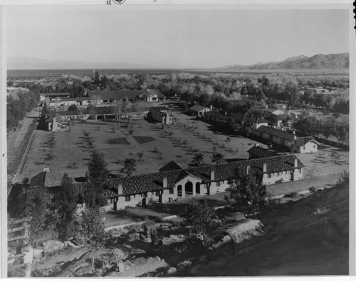 By 1923 the desert community of Palm Springs was attracting the notice of the wealthy