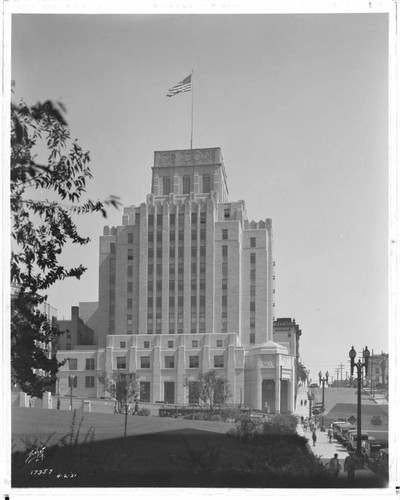 B1.20 - Edison Building, 5th & Grand