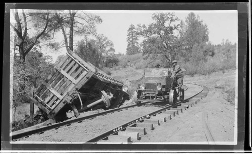 Big Creek, Miscellaneous - Derailment near Basin