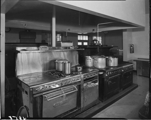 Commercial kitchen