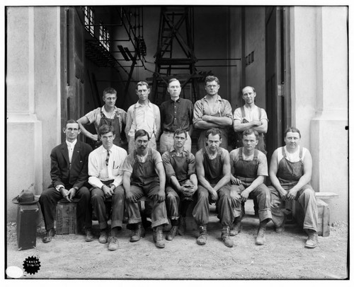 P1.1 - Group Portraits - Puente Substation employees