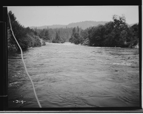 The Pitt River at the gauging station of the Mount Shasta Power Company