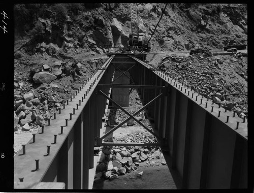 Big Creek - Mammoth Pool - Bridge girders in place