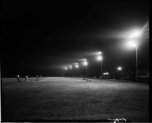 Night lighting at a driving range at night