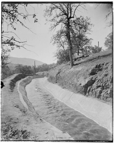 A view of a ditch full of water at Kaweah #2 Hydro Plant