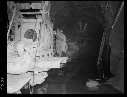 Big Creek - Mammoth Pool - Guniting machine at Rock Creek