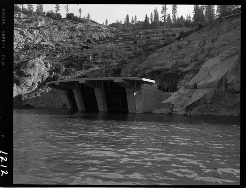 Big Creek - Mammoth Pool - Intake trash-rack