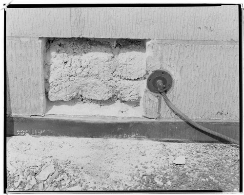 B1.20 - Edison Building, 5th & Grand - Leaky Places. Mortar backing at Terra Cota