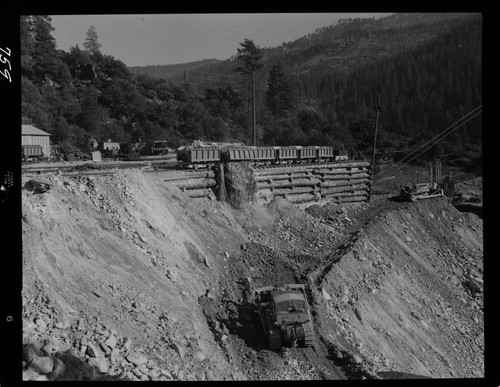 Big Creek - Mammoth Pool - Muck cars dumping at Shakeflat