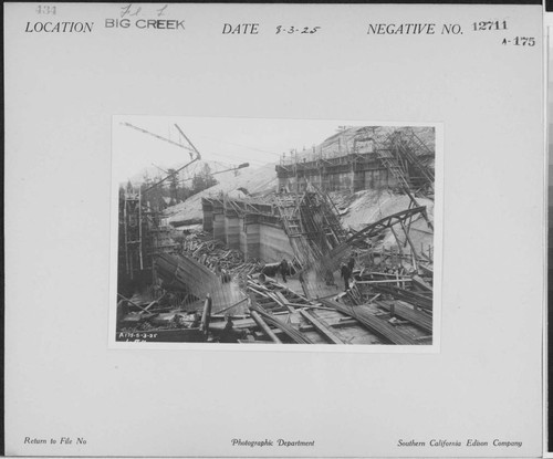 Big Creek, Florence Lake Dam - Construction of multiple-arch dam