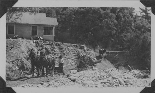 San Gorgonio Hydroelectric.Cottage of Powell F. Helton