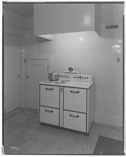 H2.3 - Home Kitchen - Electric Home of Mrs. R. R. Crum