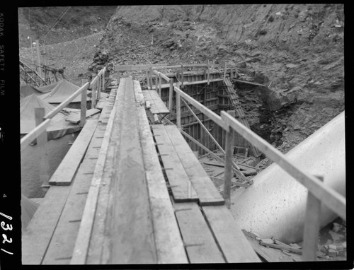 Big Creek - Mammoth Pool - Retaining wall - Powerhouse