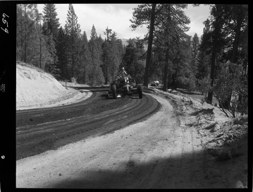 Big Creek - Mammoth Pool - Asphalt paving of 7008 access road