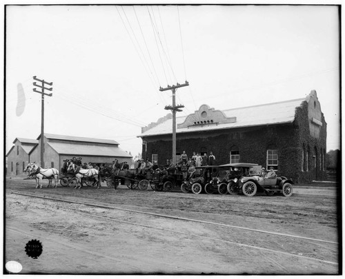 P1.1 - Group Portraits