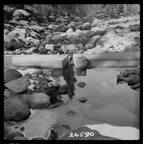 Big Creek, Florence Lake Dam - South fork San Joaquin River - Upstream view of Parshall Flume