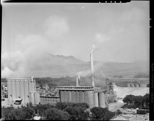 Southwest Portland Cement plant — Calisphere