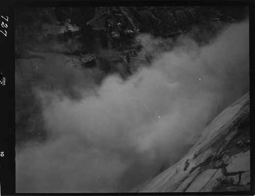 Big Creek - Mammoth Pool - Blast of Daulton Creek overhang