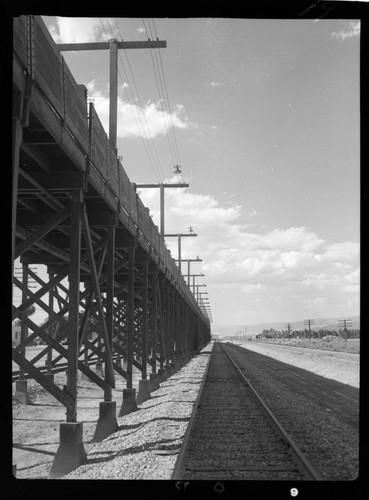 Imperial Ice Plant [railroad car icing facilities] — Calisphere