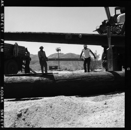 Palm Springs distribution line construction