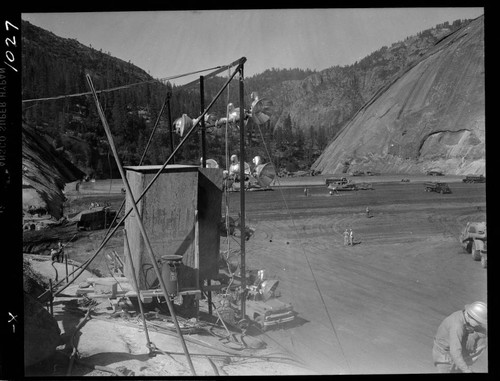 Big Creek - Mammoth Pool - Lightning tower at damsite