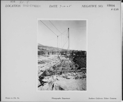 Big Creek, Florence Lake Dam - Construction for multiple-arch dam