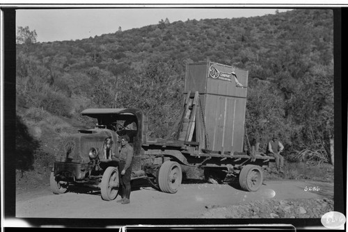 Trucks hauling transformers on way to Kern River #3