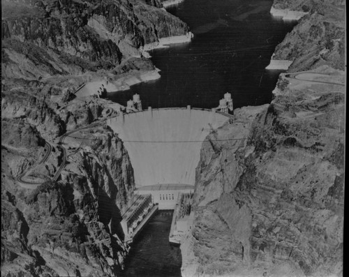 Aerial photo of Hoover Dam