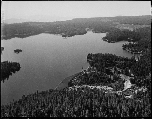 Aerial photo of Shaver Lake and Shaver Lake Dam