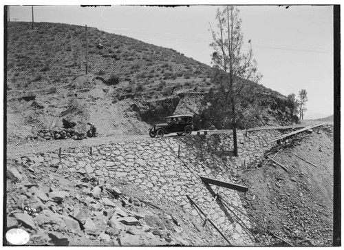 Kern River No. 3 - New road at Powerhouse site