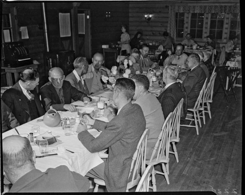 Big Creek Valley Editors Tour: group having dinner at Huntington Lodge