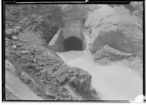 Big Creek, Shaver Lake Dam - Outlet