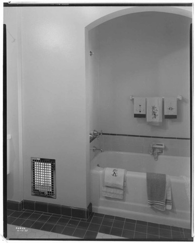 H2.4 - Home Bath - All Electric Home of Mrs. J. C. Hansen