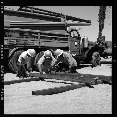 Palm Springs distribution line construction