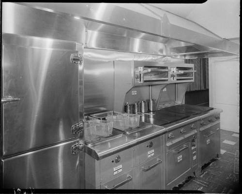 Commercial kitchen