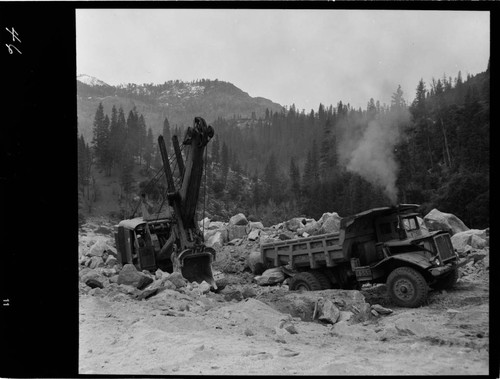 Big Creek - Mammoth Pool - Construction of access road to San Joaquin bridge site