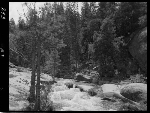 Big Creek - Mammoth Pool - General view of Daulton Creek diversion dike site